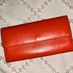 Chic Louis Vuitton  Orange Leather epi wallet